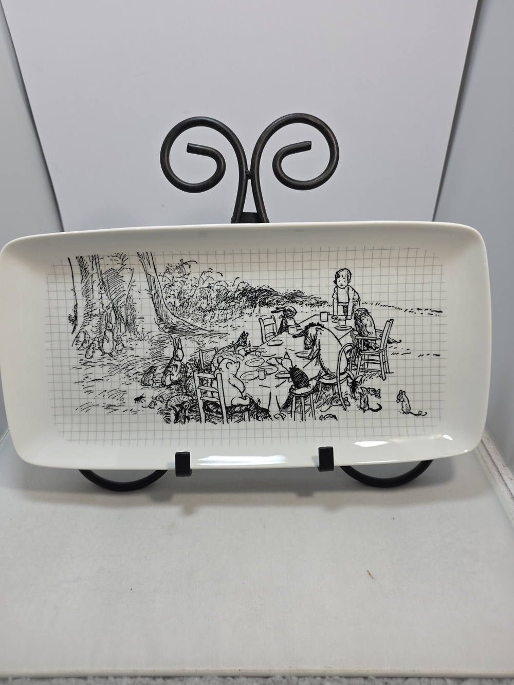 Zrike Disney Winnie The Pooh Sketchbook 13" Rectangular Serving Platter (KZ)